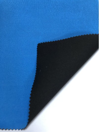 DG-PGSG  PSZZ19133  50D牛奶絲(防水)+中透膜+50D牛奶絲  56''  272±10gsm   底布92%poly,8%Elastane  面布88%poly,12%Elastane   MOQ:1500y 45度照